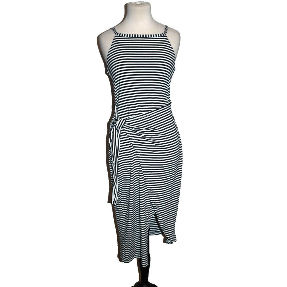 Chic Style Women's WrapTank Dress Size Medium M Black & White Stripe NEW